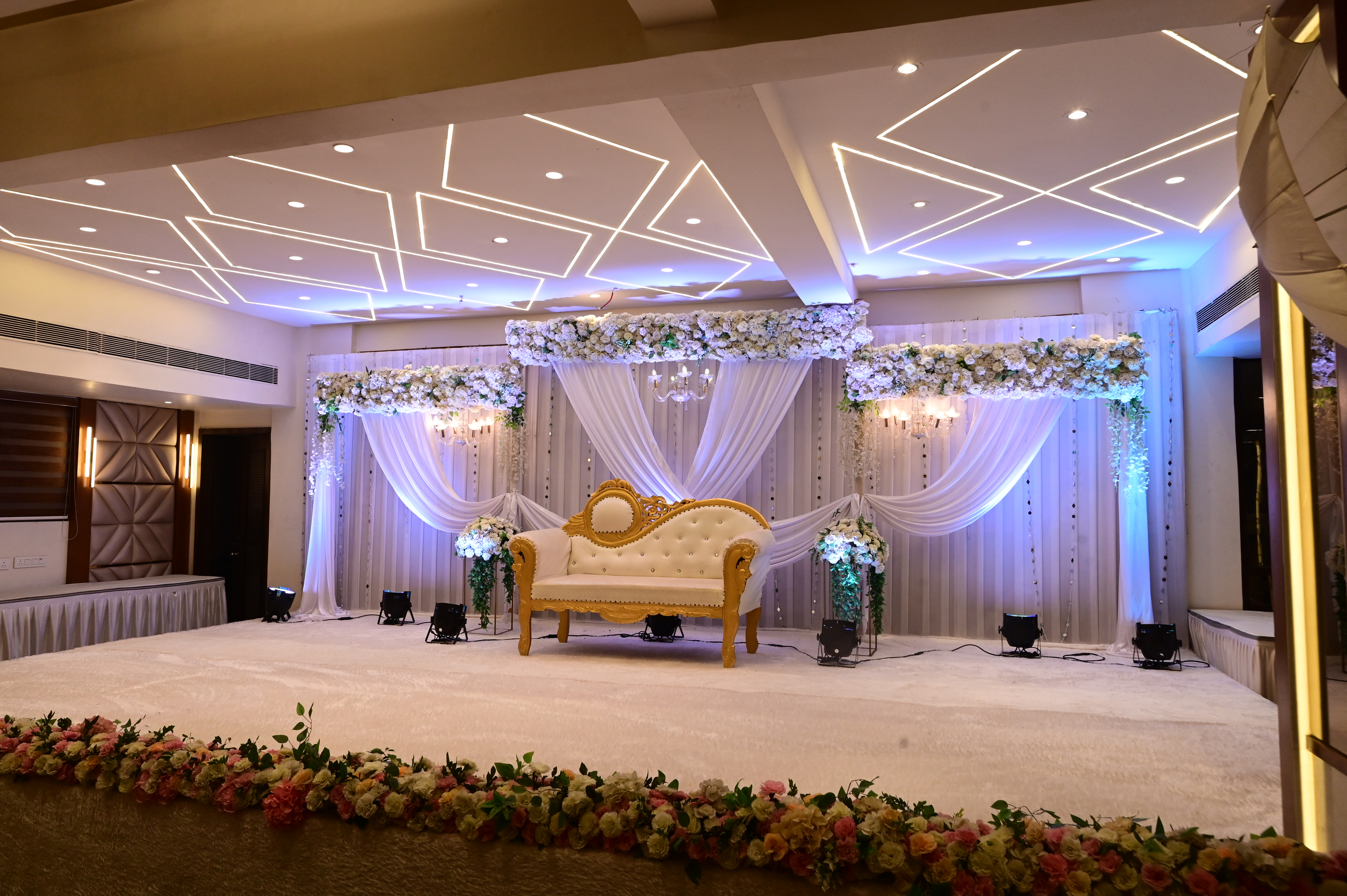 Majestic Banquets